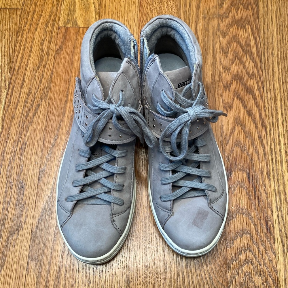 Earth mid tops